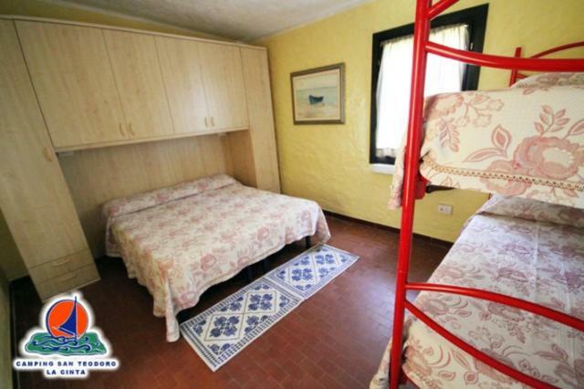 Camping San Teodoro La Cinta Hotel Eksteriør billede